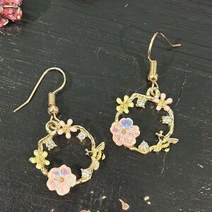 Cute Pink Enamel Flower Bouquet Hoop Dangle Earrings Rhinestone Bumble Bees